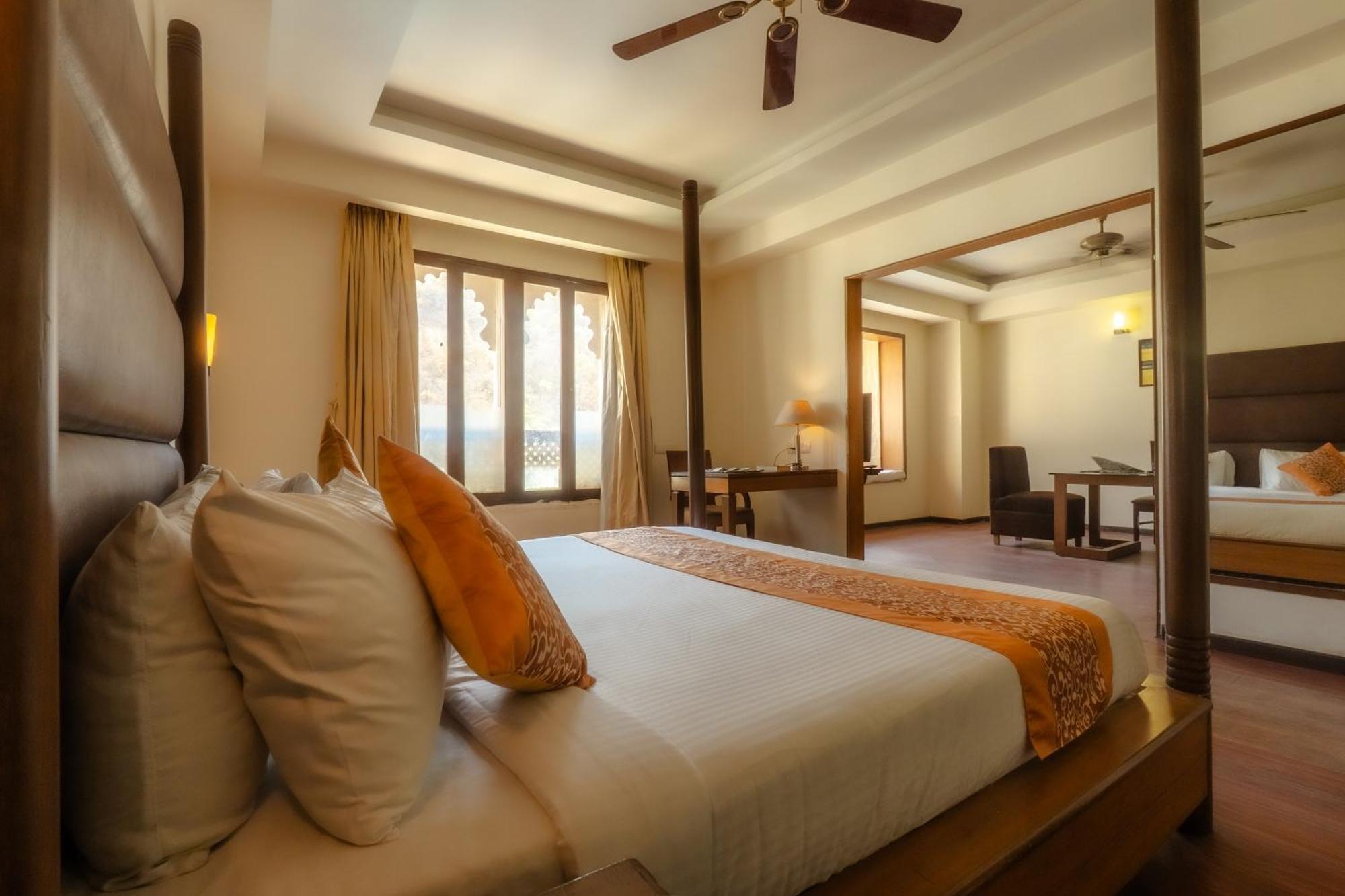 Hotel The Sky Imperial, Udajpur Exteriér fotografie